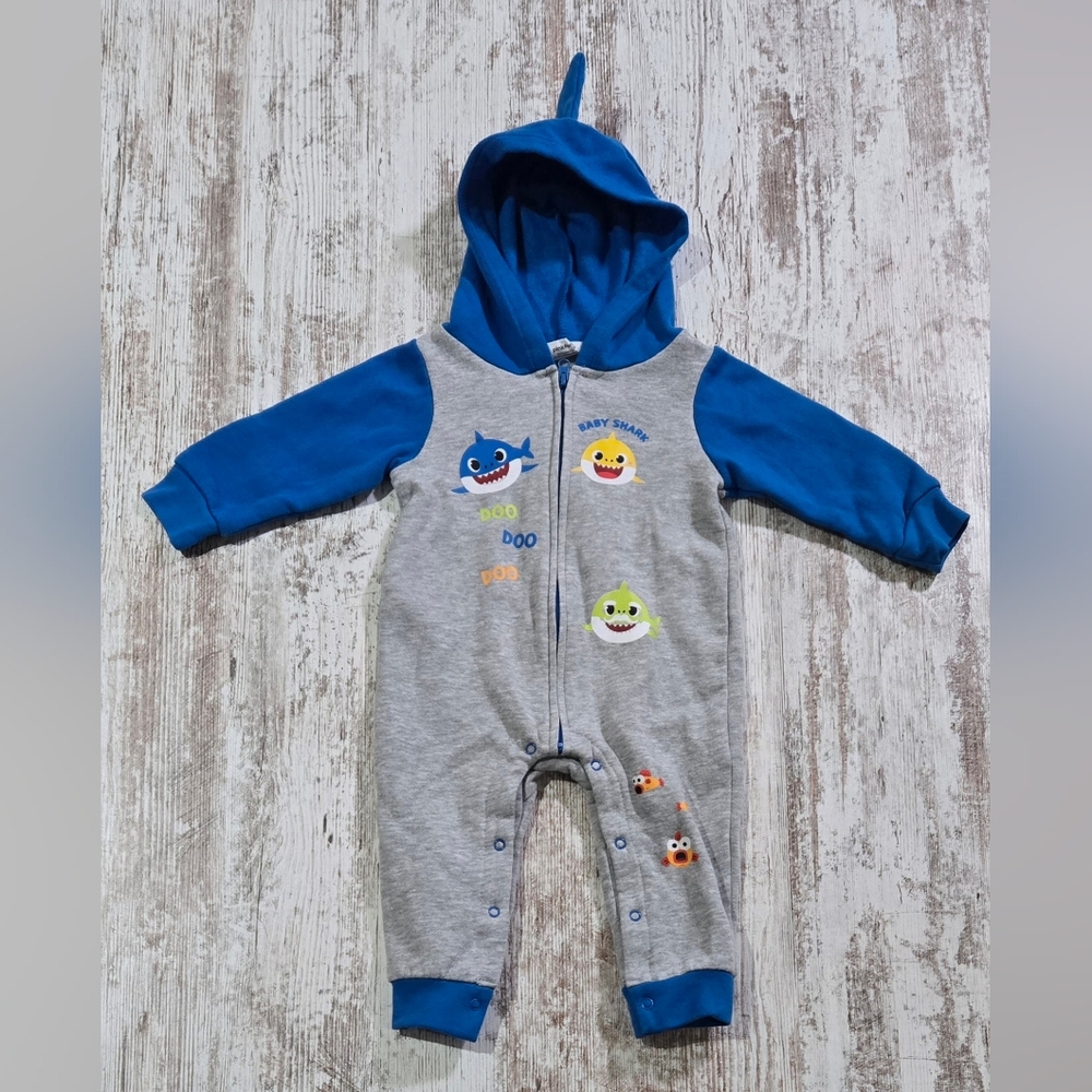 Baby Shark Pink Fong Kids Shark Footie in Blue and Gray 6-9M
